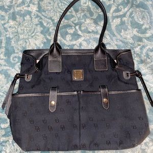 Dooney&Bourke Black Purse